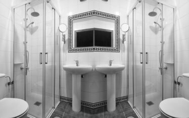 small-bathroom